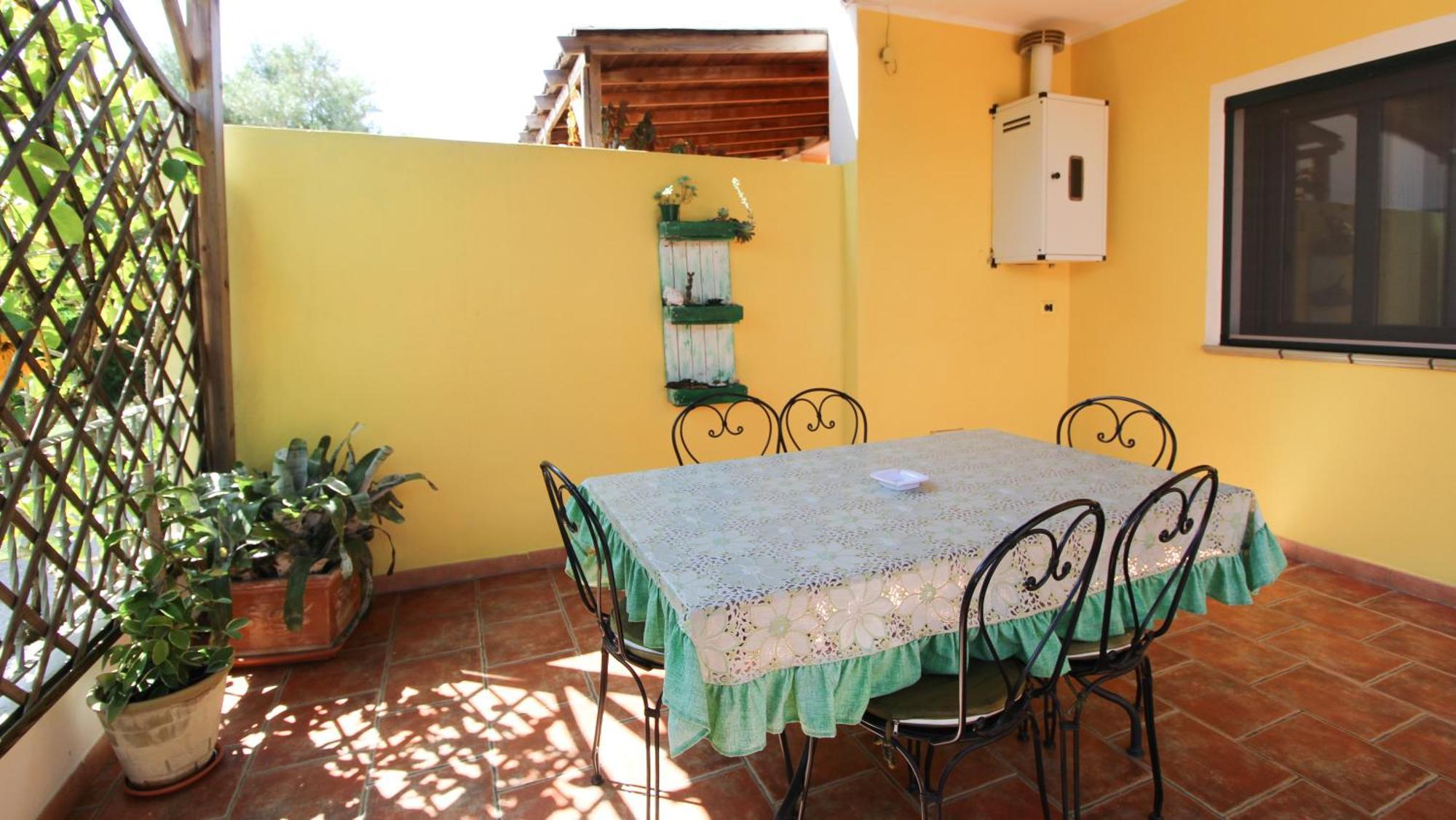 Casa Vacanze Giovanna Sant'Anna Arresi Exterior photo